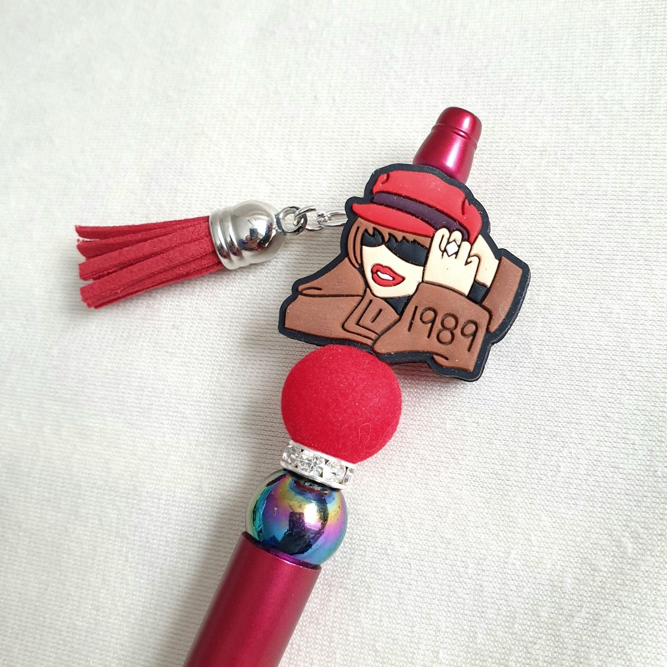 Stifte & Marker: 1 Perlenstift/Kugelschreiber "Taylor Swift" mit Zottel % – Neu und originalverpackt aus Oberglatt ZH von -your-Style-