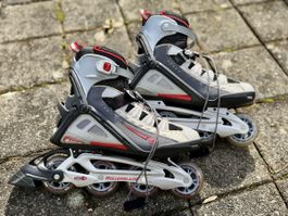 Rollerblades / Inlineskates Gr. 44 inkl. Schoner Gr. L