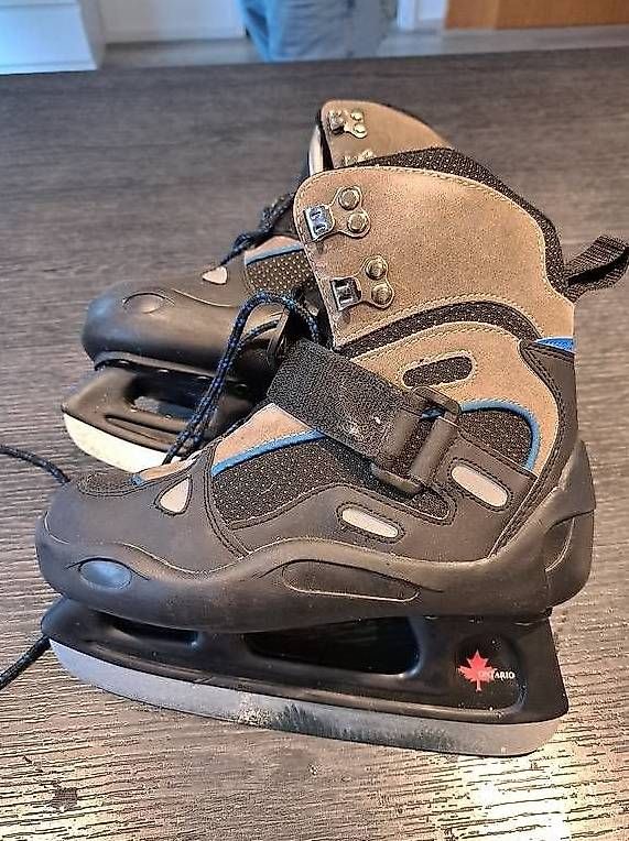 Pattini da ghiaccio: Schlittschuhe Ontario Gr. 37 – Usato da Oberflachs venduto da sylviepe