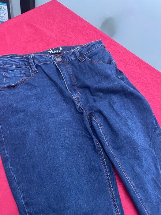 Jeans: Damen Jeans blau 44 strech (Elastan) – Usato da Bergdietikon venduto da antovale 1