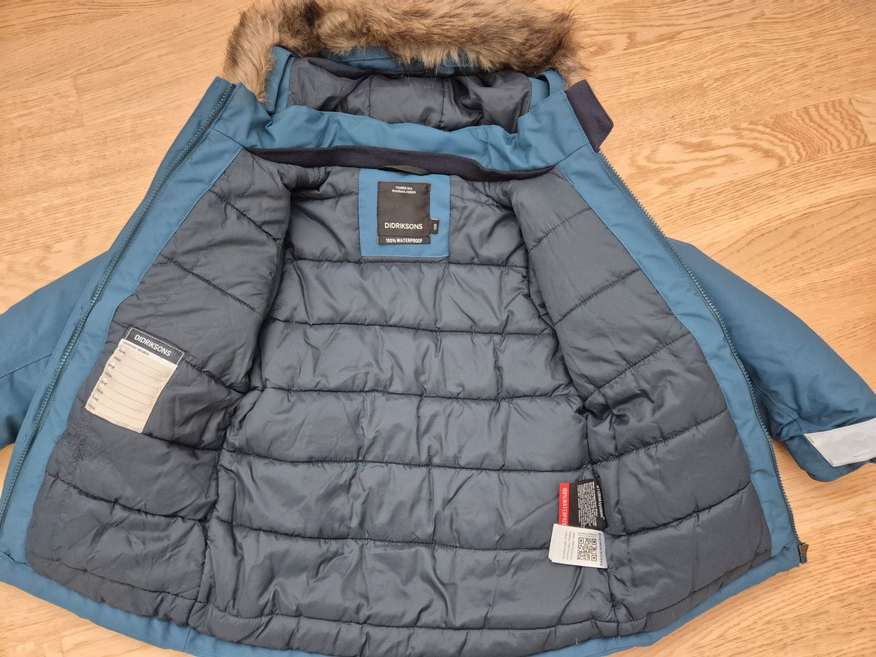 Didriksons Jacken & Mäntel: Didriksons Winterjacke blau Grösse 120 – Neu (gemäss Beschreibung) aus Pfäffikon SZ von Ka6ka 3