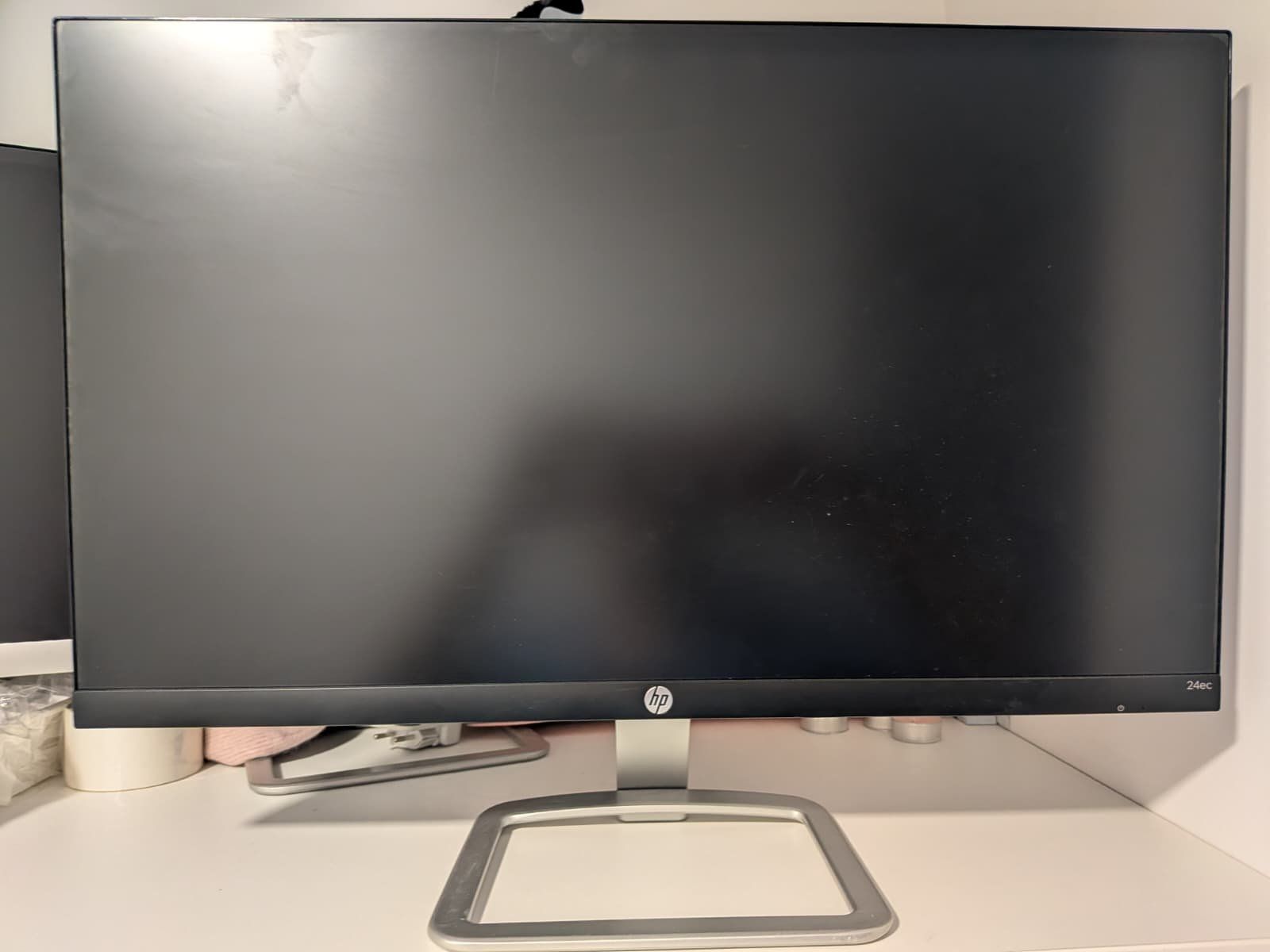 Monitore: HP Computer Monitors 24inch – Gebraucht aus Basel von fla_7flq