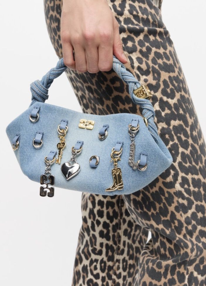 Ganni Borse da donna: Ganni Bou Bag Denim – Nuovo e nell'imballaggio originale da Zürich venduto da SarahAlison
