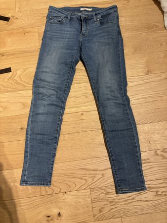 Levi's 711 Skinny Jeans, size 28