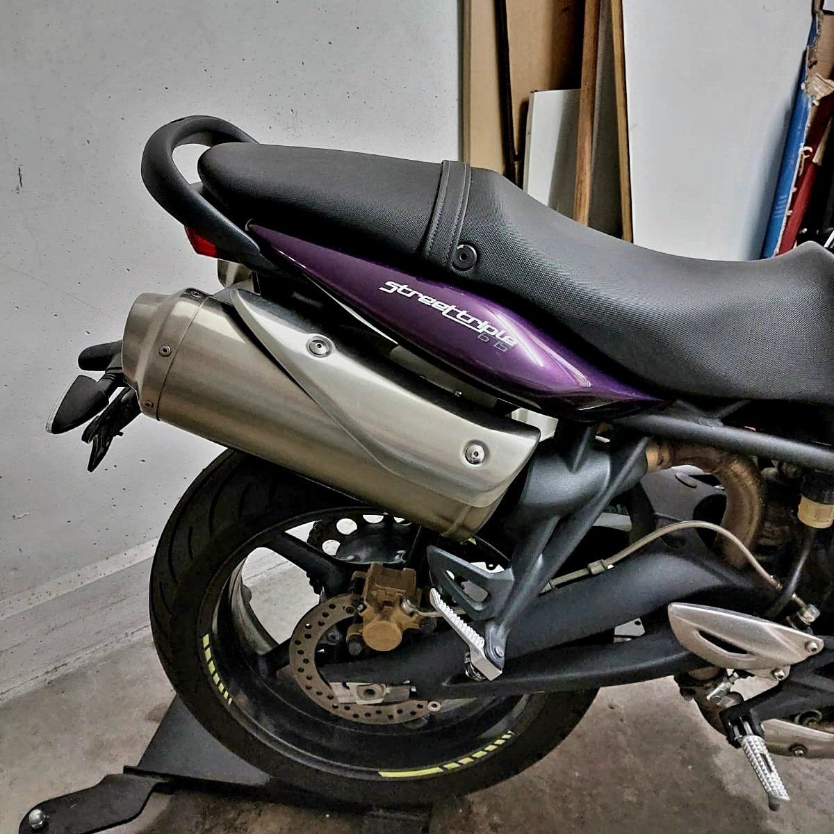 Strada: TRIUMPH Street Triple 675 – Usato da Fislisbach venduto da interruttore73 2