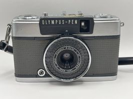 Olympus PEN EE-2 Halbformatkamera Kultkamera