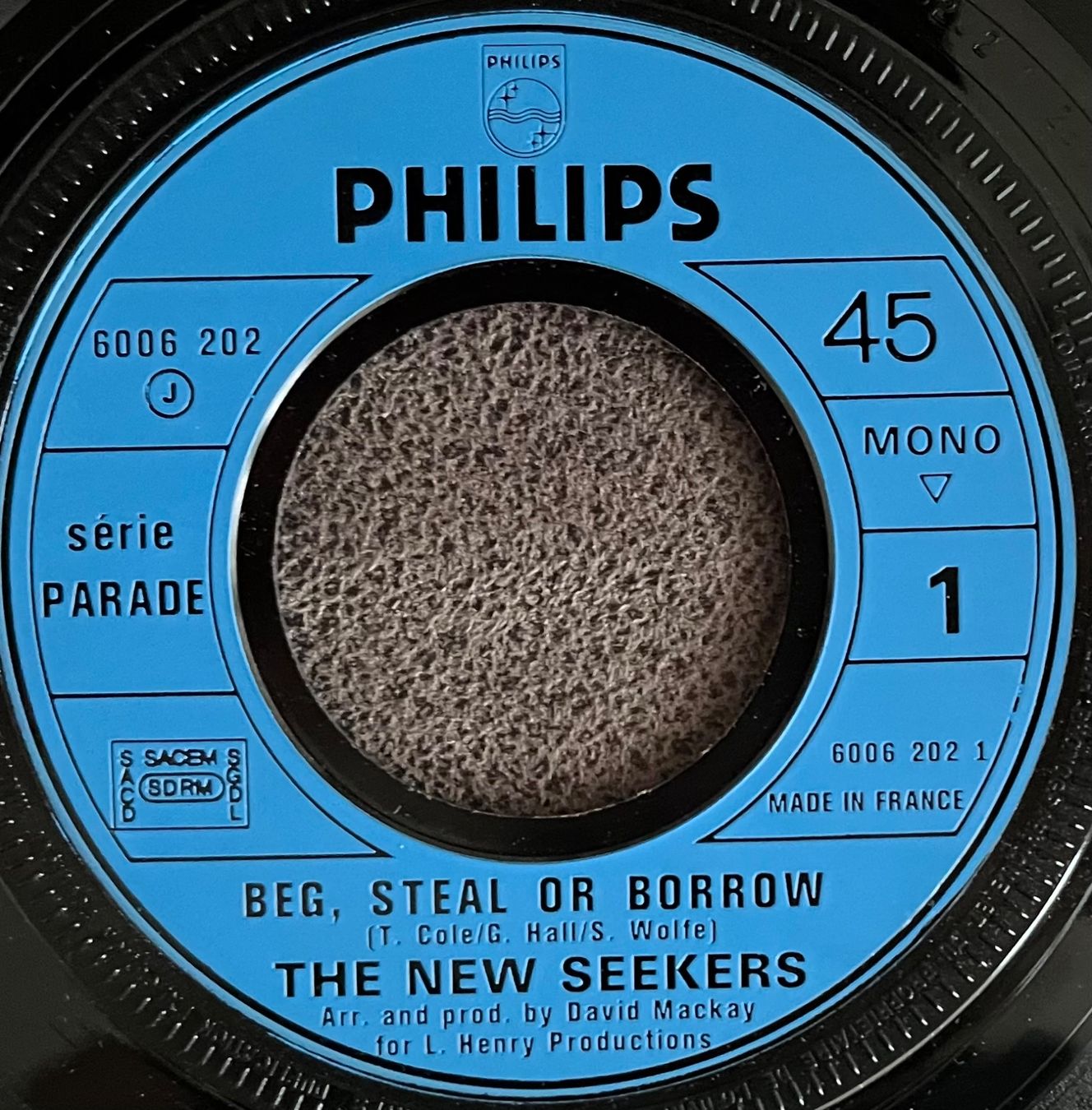 Dischi in vinile: THE NEW SEEKERS - BEG. STEAL OR BORROW – Usato da Bussigny venduto da vinyl-pas-cher 2
