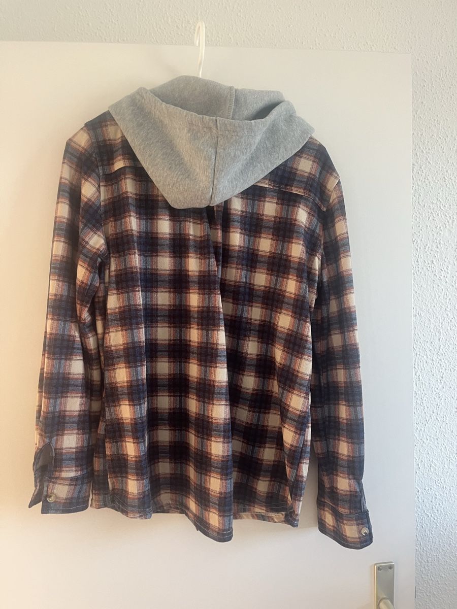 Camicette: Karierte Hemdbluse mit Kapuze, Damen, Gr. M – Usato da Zürich venduto da Insert_Name 1