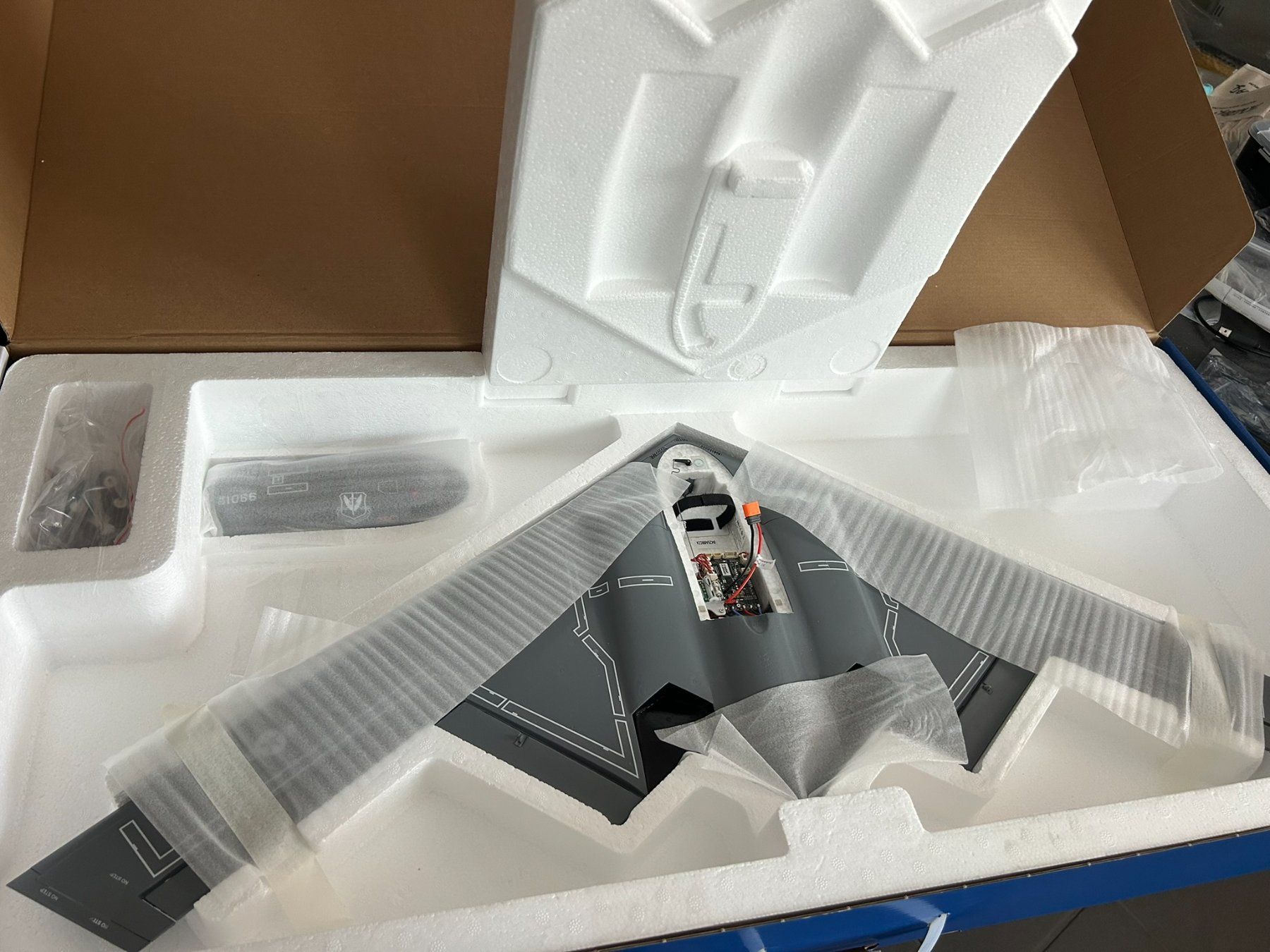 E-Flite Modellismo RC: B-2 Spirit Bomber von E-FLITE Micro Twin 30mm BNF Basic – Nuovo e nell'imballaggio originale da Hüttikon venduto da mduke1 1