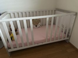 Kinderzimmer Wickelkommode + Bett, Paidi