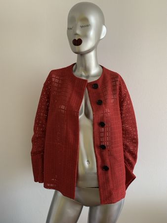 AKRIS: Exklusiver roter Blazer, Japanische Stoffqualität, 36