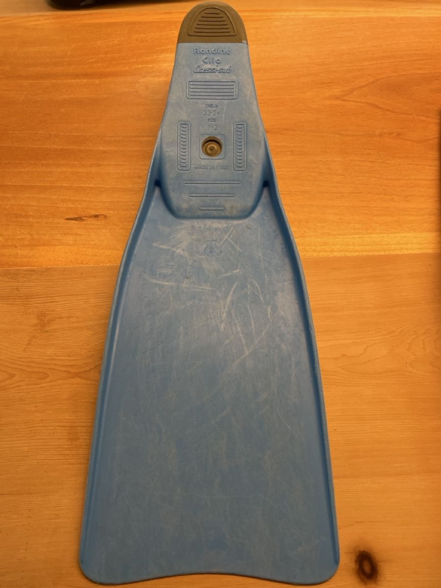 Cressi Flossen, Masken & Schnorchel: Flossen Gr. 33/34 von Cressi – Gebraucht aus Nänikon von q_Vb3-t0oR3_Y 5
