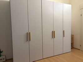 Schrank