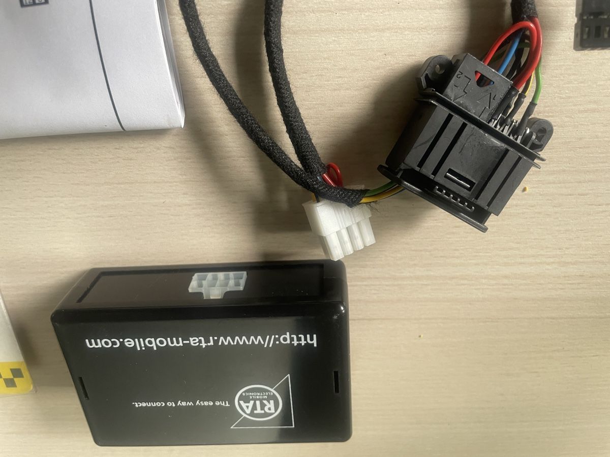 BMW Radios: Interface Module Autoradio TV/DVD Free - BMW PROFESSIONAL – Neu und originalverpackt aus Denges von Ricautomotive 1