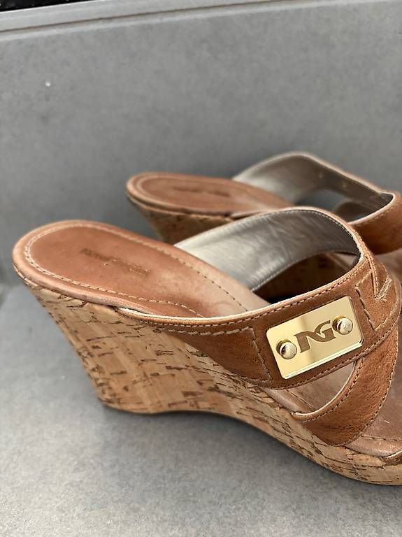 Damenschuhe: Mules cuir/liege Nero Giardini  39 – Gebraucht aus Confignon von MVAR 1