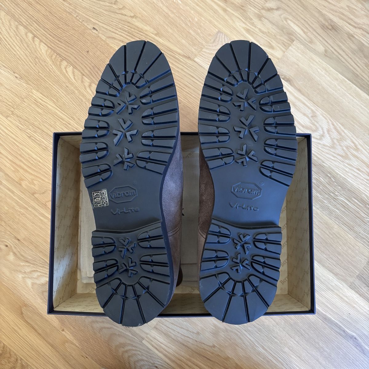 Scarpe da uomo: Berwick Canterbury, bottines en daim, taille 48 – Nuovo e nell'imballaggio originale da Crans VD venduto da AlainScott 4