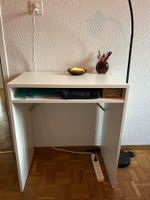 Weisser Schreibtisch (75x65cm)
