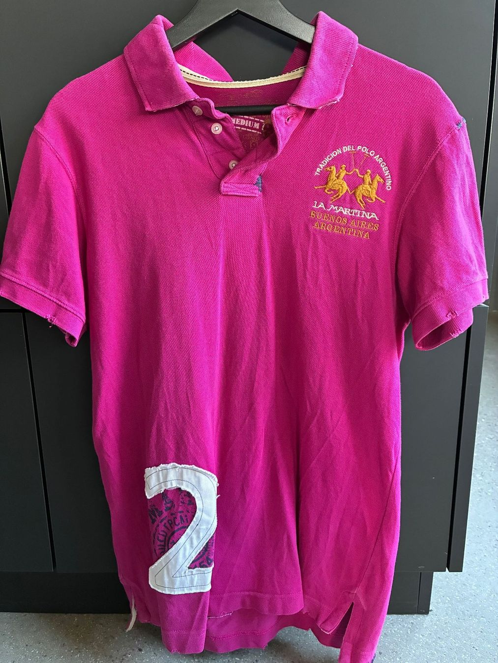 La Martina Magliette Polo: La Martina Buenos Aires Argentina – Usato da Therwil venduto da xen_jxw9