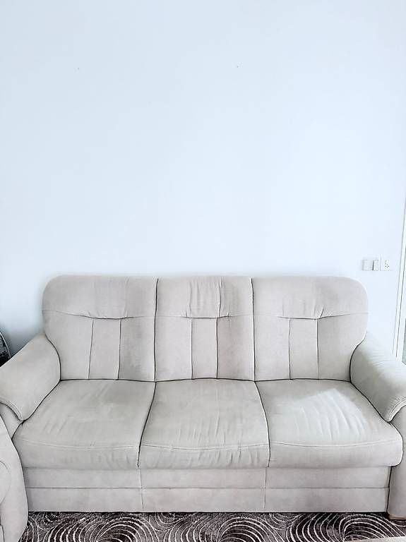 Divani: Sofa einmal 1er zweimal 3 er – Usato da Basel venduto da atila.01 2