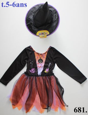 Costume sorcière / Hexe t. 5 - 6 ans