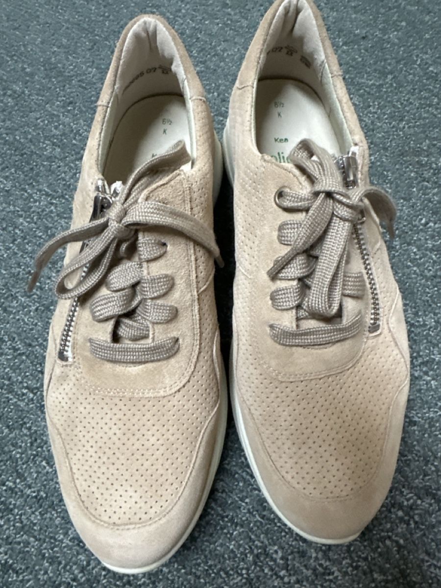 Scarpe da donna: Solidus Kea Sneaker beige Gr 6.5  – Nuovo e nell'imballaggio originale da Baltschieder venduto da YmroBe 2