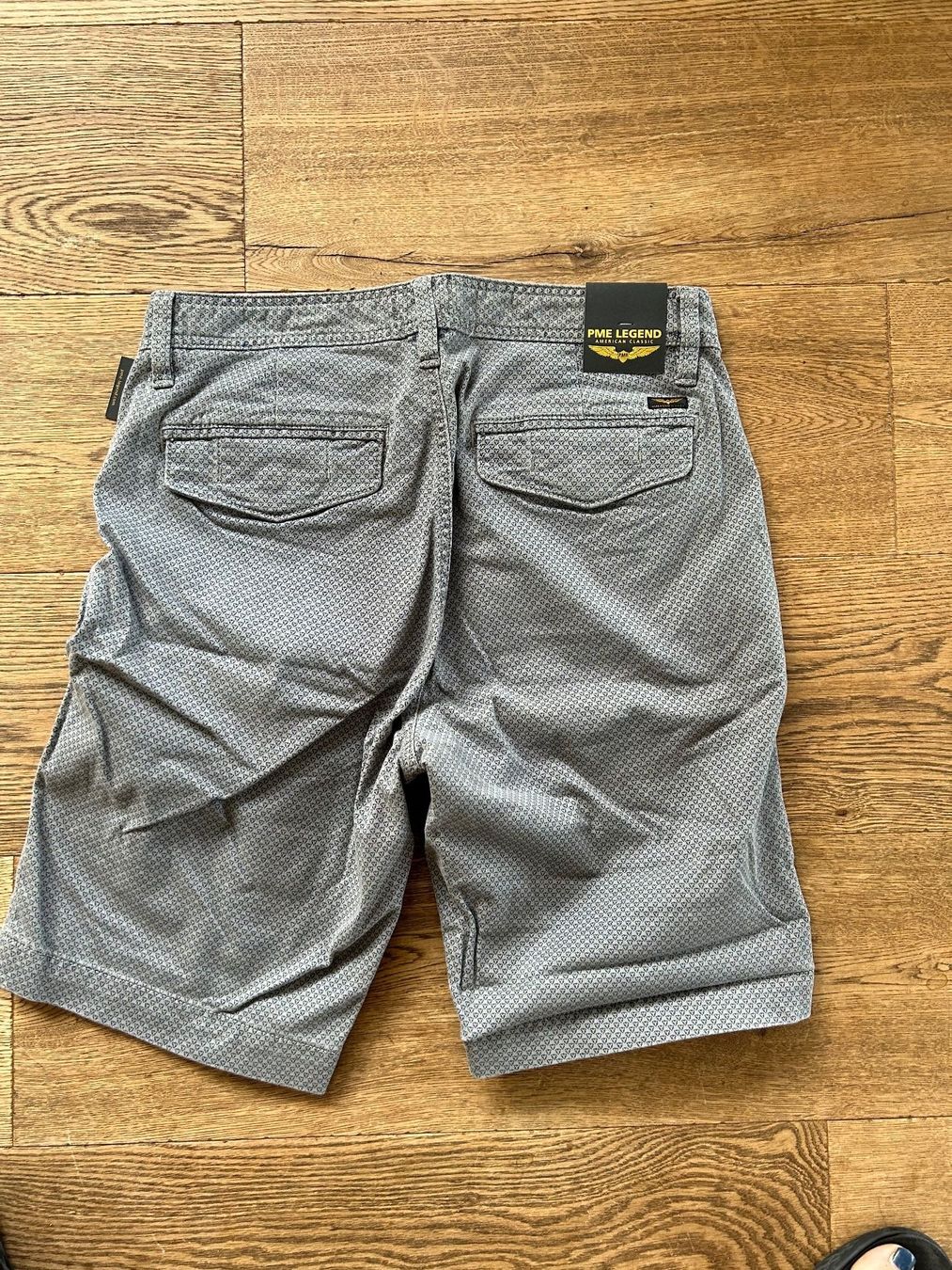 Pantaloni: Hose, Shorts, PME //NEU// 30 – Nuovo (secondo la descrizione) da Stettfurt venduto da outlet72 1