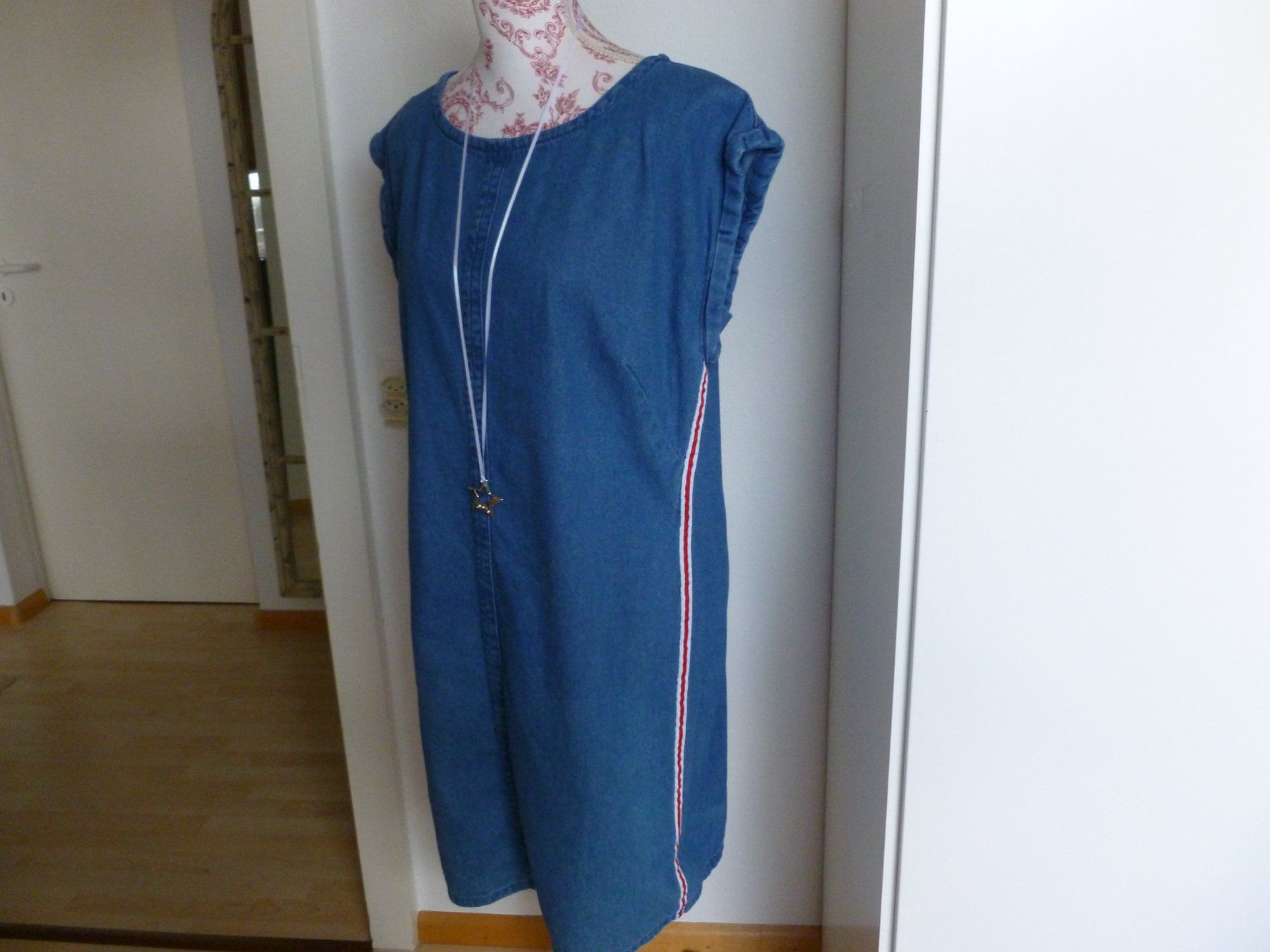 Kleider: JeansKleid – Gebraucht aus Arlesheim von Jadur 2