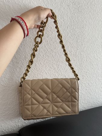 Zara Tasche Beige mit Goldkette, neuwertig, Herbst-Look!