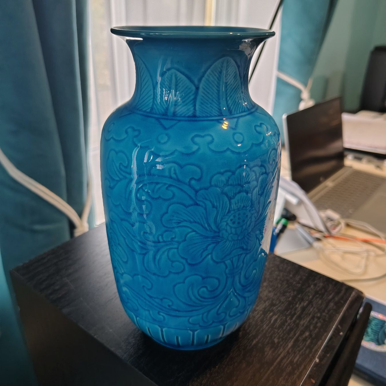 Vasi & Recipienti: Chinese Medium Blue Lotus Vase 22cm High – Usato da Dietikon venduto da aberdeen30