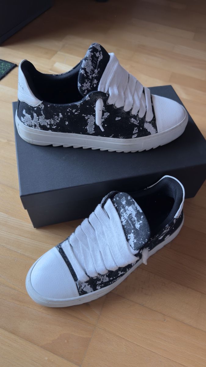 Scarpe da uomo: Numeris  – Nuovo (secondo la descrizione) da Muraz (Collombey) venduto da bre_fm76