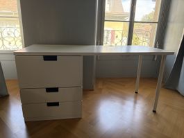 Ikea Schreibtisch