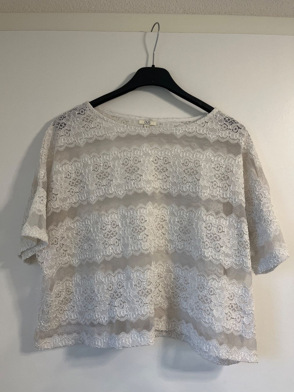 T-Shirts: Tshirt Spitze Weiss – Gebraucht aus Reinach ag von Wildschwein_Braten