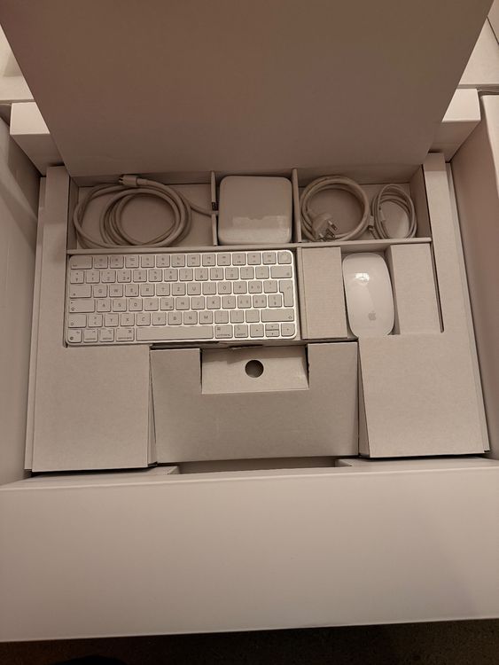 Apple iMac 24