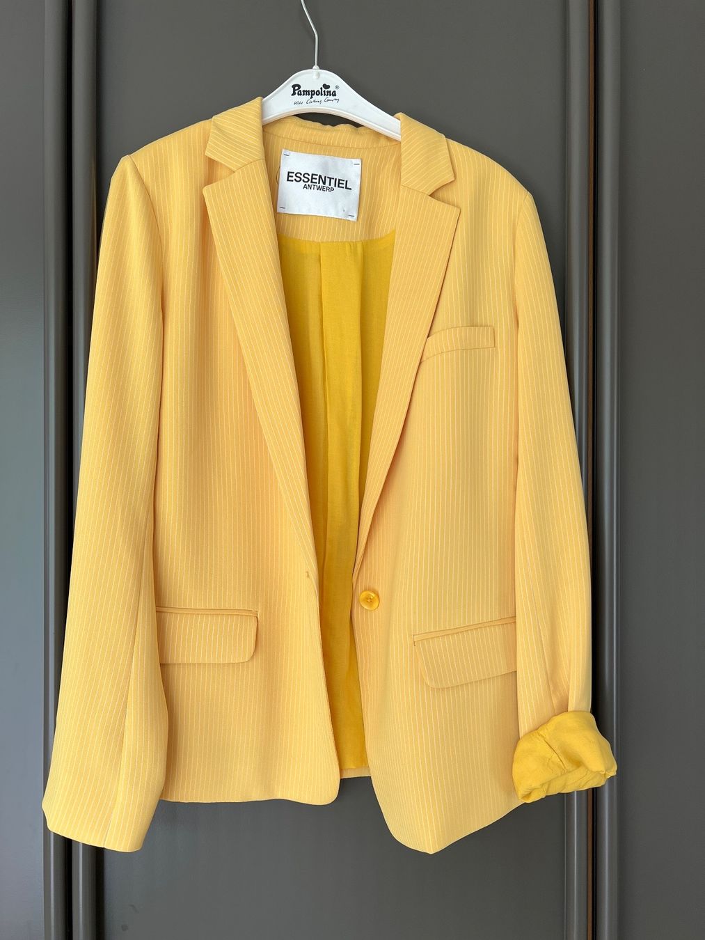 Essentiel Antwerp Jacken: Essentiel Antwerp Blazer 34 – Gebraucht aus Richterswil von 2005luciam