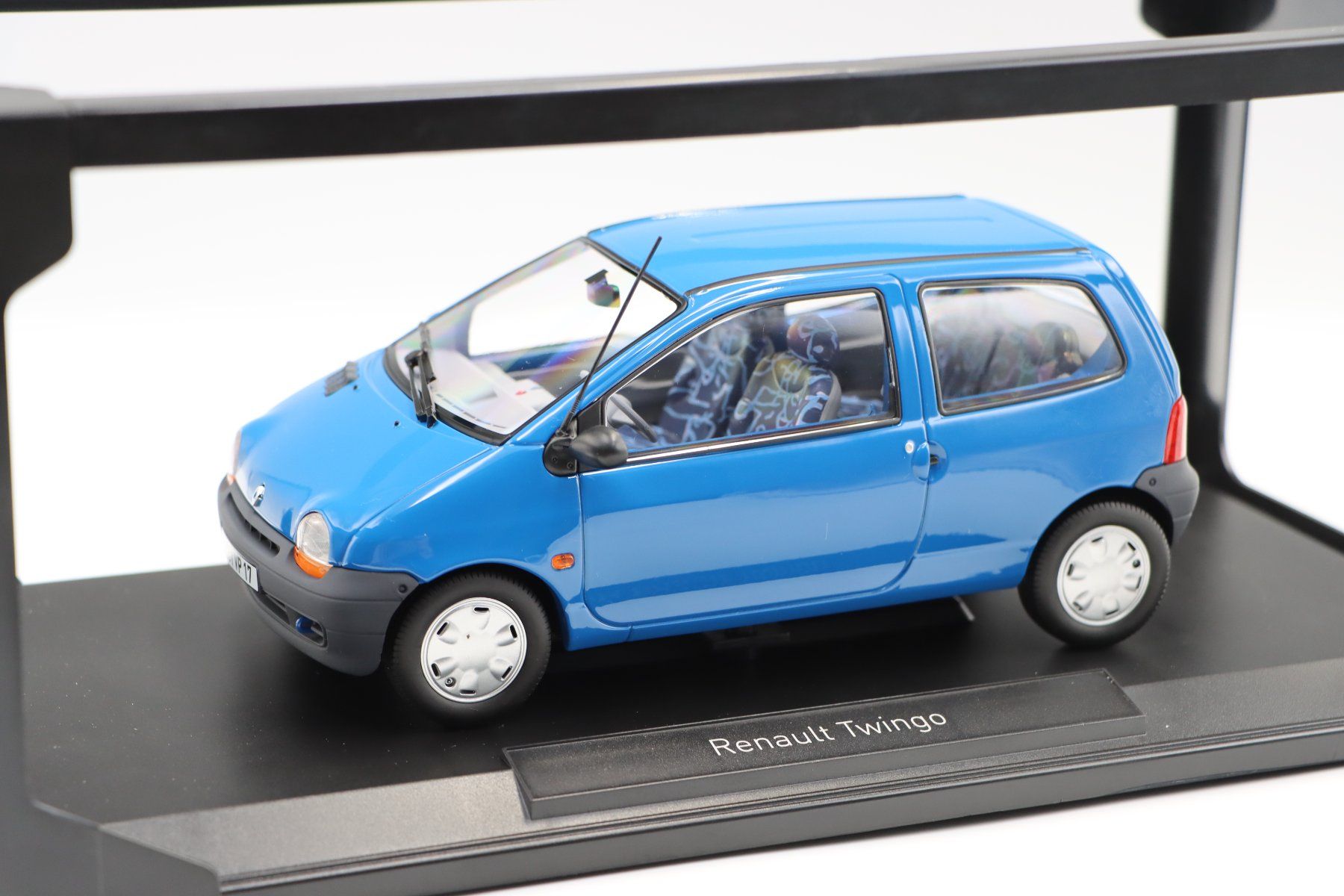 Renault Modellautos: Renault Twingo 1995 1:18 Norev – Neu und originalverpackt aus Bühl b.Aarberg von modelldiecast 3