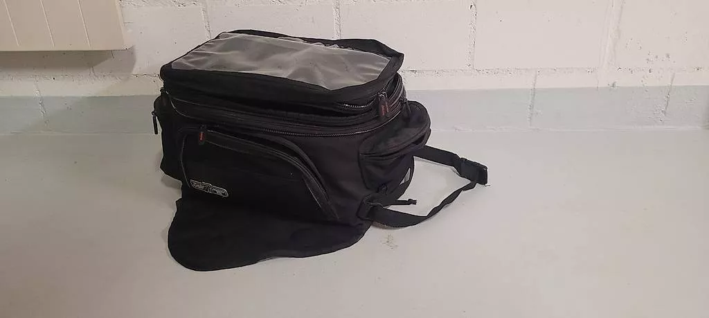 Zaini: Tankrucksack – Usato da Büttikon AG venduto da 63er 1