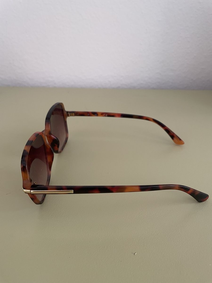 Brillen & Gläser: Sonnenbrille  – Gebraucht aus Wahlen b. Laufen von adv_6mqj 1