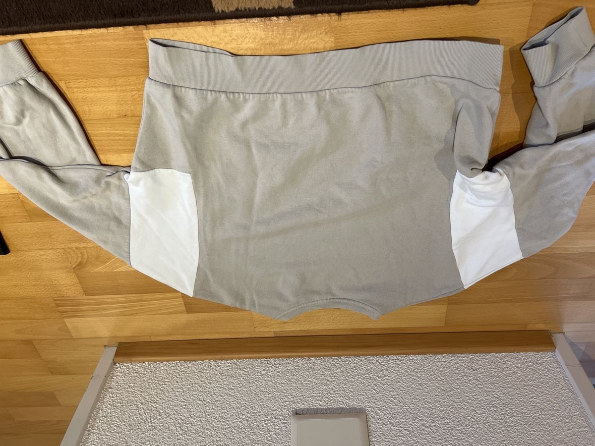 H&M Pullover & Sweatshirts: Pullover mit New York Design – Gebraucht aus Oberengstringen von pri_c8jk 3