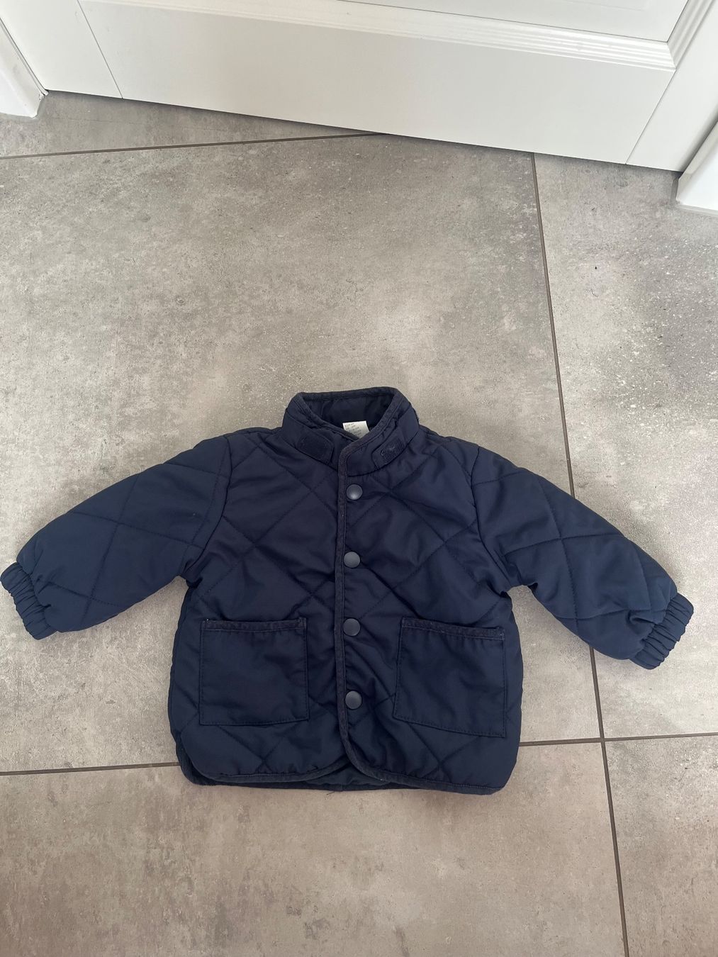 H&M Vestes & Manteaux: H&M, Steppjacke, Übergangsjacke, dunkelblau, Gr. 68 – D'occasion à Mollis par Miss_Dresses 5