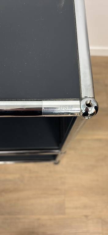 USM Cassettiere: UsM Haller System Sideboard 2x2 mit Schubladen & Tuer Sch... – Usato da Eschenbach LU venduto da cel_nml9 3
