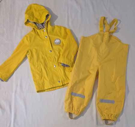 Regenhose und Regenjacke Kinder Grösse 110/116 Gelb