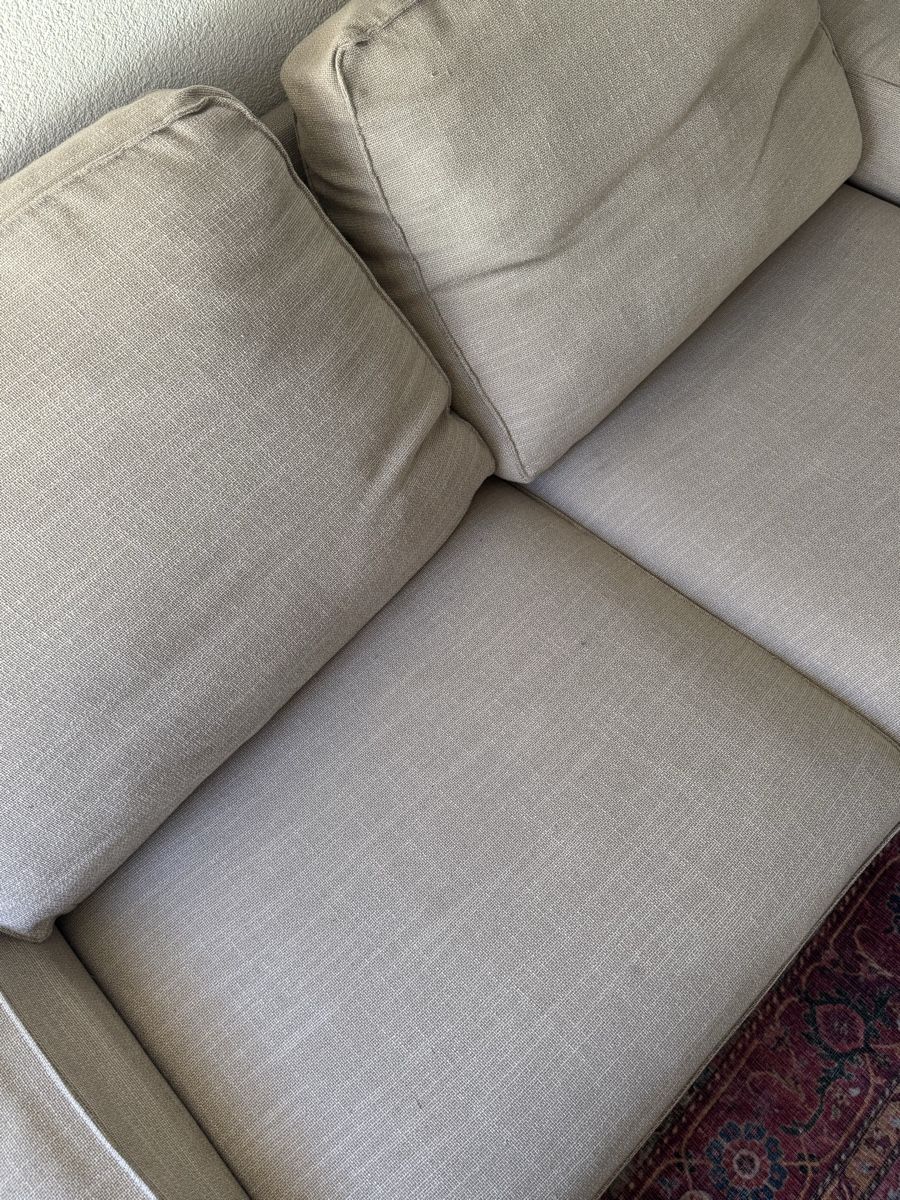 Divani: IKEA Kivik Sofa 2-er Gunnared beige  – Usato da St. Gallen venduto da Fabiennevogler 4