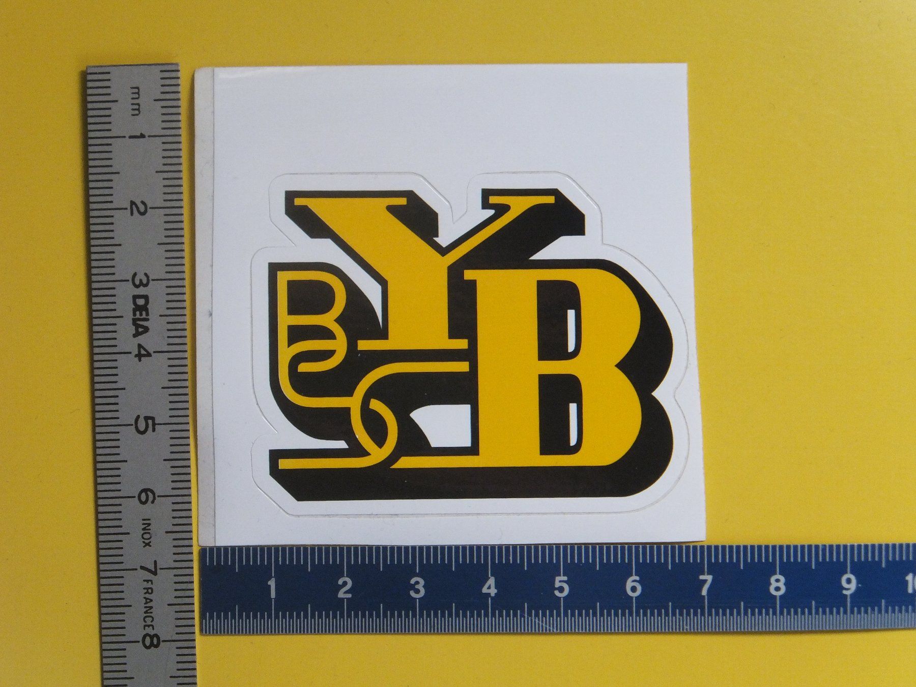 Sticker: BSC YB Vinyl-Kleber (altes Logo) – Nuovo (secondo la descrizione) da Ostermundigen venduto da iFonso 1