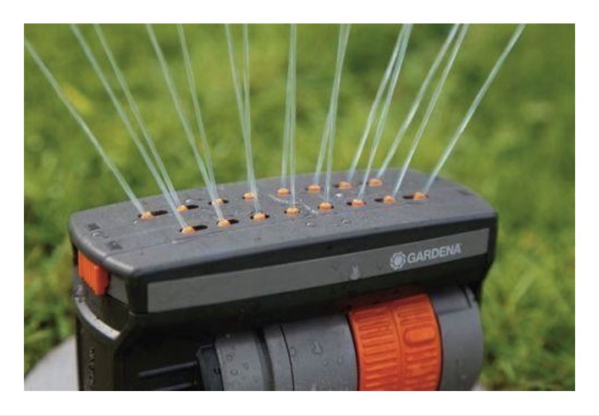 Gardena Tubi & Tubi flessibili: Gardena Sprinkler System unterirdisch – Usato da Locarno venduto da Bebbiandy