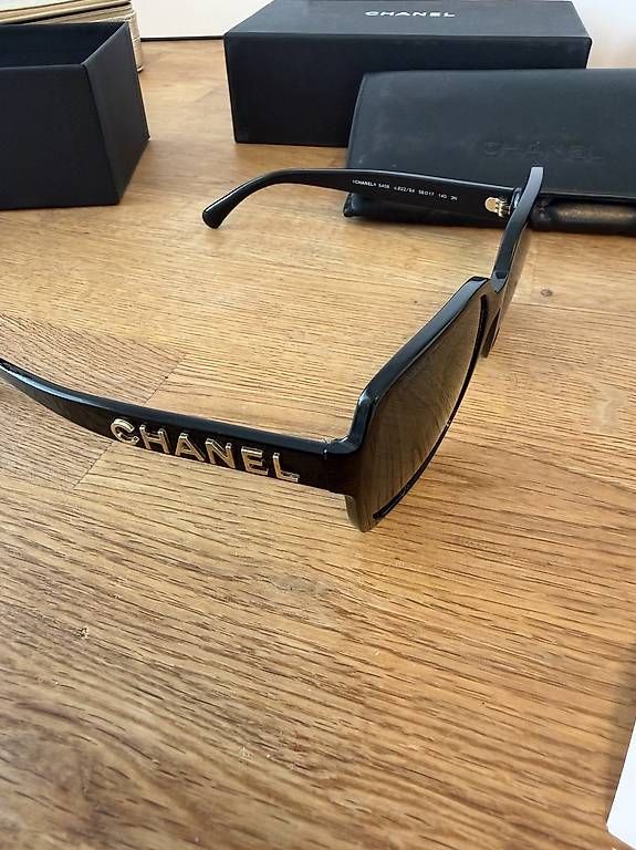 Occhiali & Lenti: Chanel Sonnenbrille – Usato da Rickenbach b. Wil venduto da assbe 1