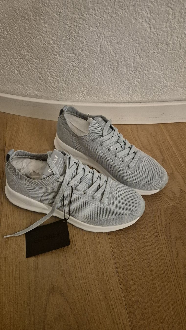 Damenschuhe: Ecoalf Sneaker Baby-Blue Gr. 40 – Neu (gemäss Beschreibung) aus Weisslingen von Zubi877