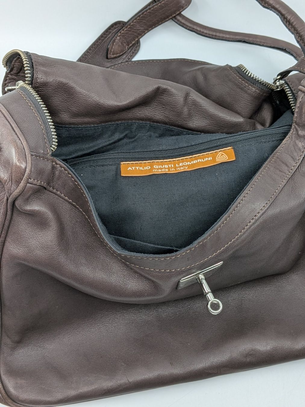 Borse da donna: Ledertasche Attilio Giusti Leombruni AGL – Usato da Emmen venduto da magelan 7