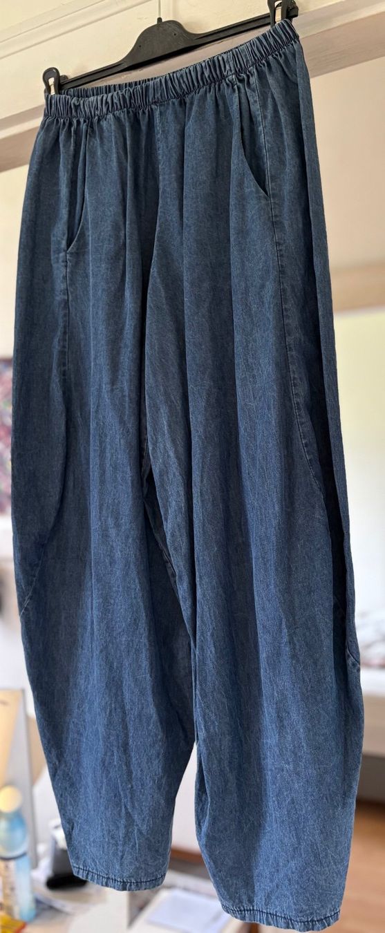 Pantaloni: PANTALONS EFFET DENIM!! M – Nuovo e nell'imballaggio originale da Locarno venduto da NicoNion 1