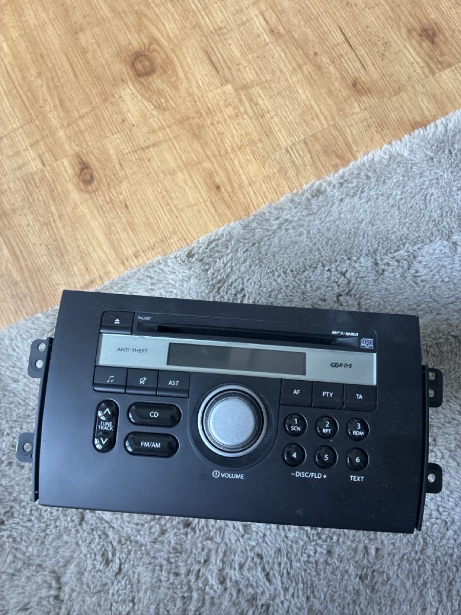 Suzuki Alle Autoersatzteile: Suzuki sx4 radio – Gebraucht aus Küblis von haa_hq98