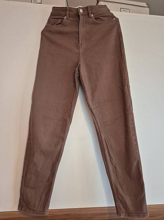 Jeans: Jeans braun neuwertig – Gebraucht aus Kriens von honig01
